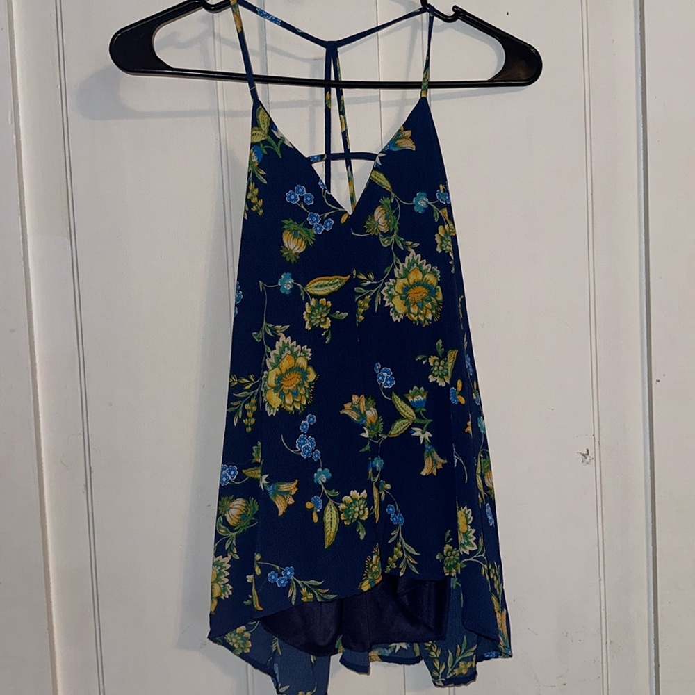 Size Small Floral Tank
